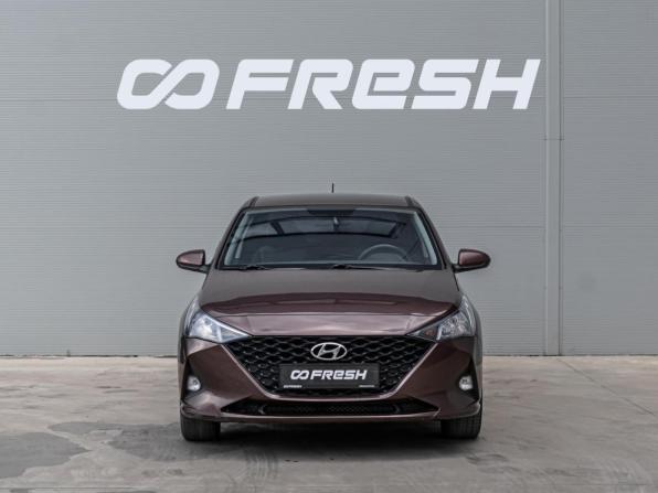 Hyundai Solaris II Рестайлинг с пробегом 2022 года, цена 1 650 000 рублей, 114302 км, седан, Автокод Объявления