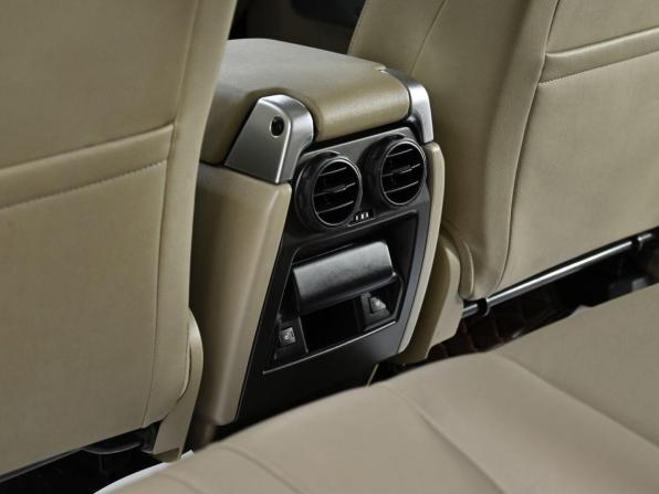Land Rover Discovery IV Рестайлинг с пробегом 2014 года, цена 1 699 000 рублей, 126080 км, внедорожник, Автокод Объявления