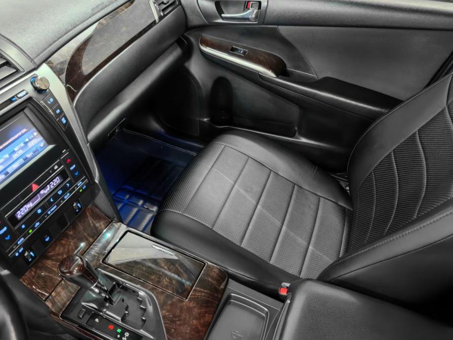 Toyota Camry VII (XV50) Рестайлинг Новосибирск  - изображение 12