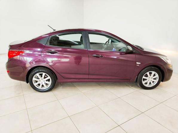 Hyundai Solaris I с пробегом 2012 года, цена 795 300 рублей, 141431 км, седан, Автокод Объявления