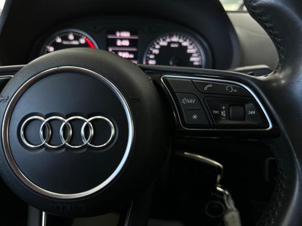 Audi A3 III (8V) Рестайлинг с пробегом 2018 года, цена 1 720 000 рублей, 131445 км, седан, Автокод Объявления