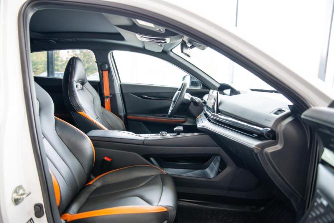 Changan UNI-V I с пробегом 2024 года, цена 3 250 000 рублей, 74973 км, лифтбек, Автокод Объявления