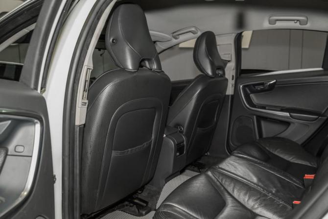 Volvo S60 II с пробегом 2012 года, цена 899 000 рублей, 240090 км, седан, Автокод Объявления
