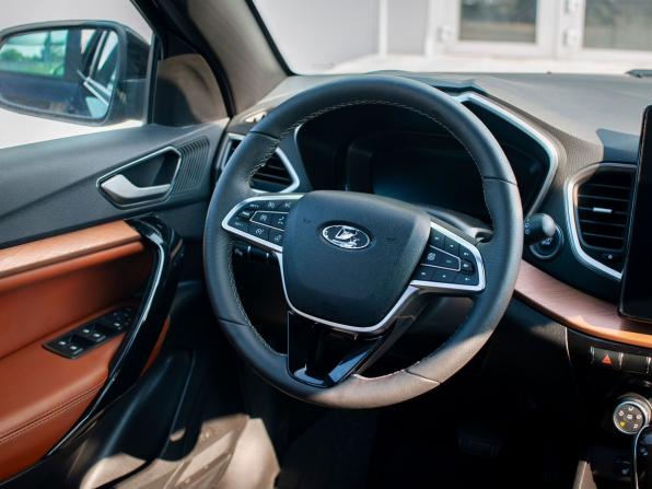 Lada (ВАЗ) Vesta I Рестайлинг (NG) с пробегом 2024 года, цена 1 650 000 рублей, 9983 км, универсал, Автокод Объявления