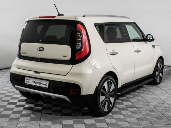 Kia Soul II Рестайлинг с пробегом 2017 года, цена 1 810 000 рублей, 27359 км, хэтчбек, Автокод Объявления