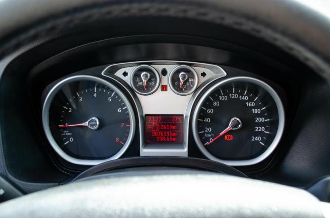 Ford Focus II Рестайлинг с пробегом 2009 года, цена 427 000 рублей, 307000 км, седан, Автокод Объявления