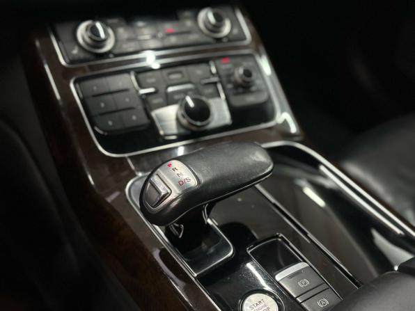 Audi A8 III (D4) Рестайлинг с пробегом 2014 года, цена 2 539 500 рублей, 142000 км, седан, Автокод Объявления