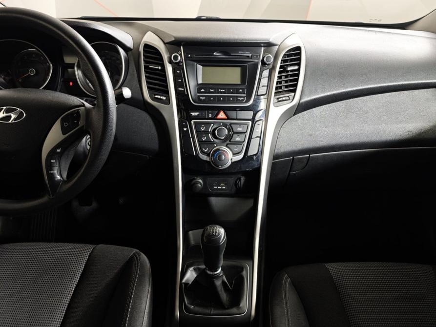 Hyundai i30 II Москва  - изображение 14