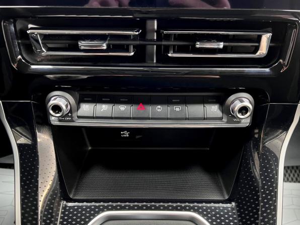 Haval M6 II с пробегом 2024 года, цена 1 895 000 рублей, 15129 км, внедорожник, Автокод Объявления