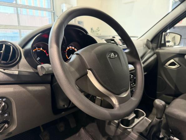 Lada (ВАЗ) Granta I Рестайлинг с пробегом 2023 года, цена 830 500 рублей, 22640 км, седан, Автокод Объявления