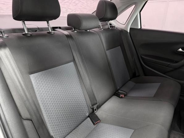 Volkswagen Polo V с пробегом 2013 года, цена 870 000 рублей, 195317 км, седан, Автокод Объявления