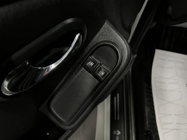 Renault Duster I Рестайлинг с пробегом 2016 года, цена 1 490 000 рублей, 107220 км, внедорожник, Автокод Объявления