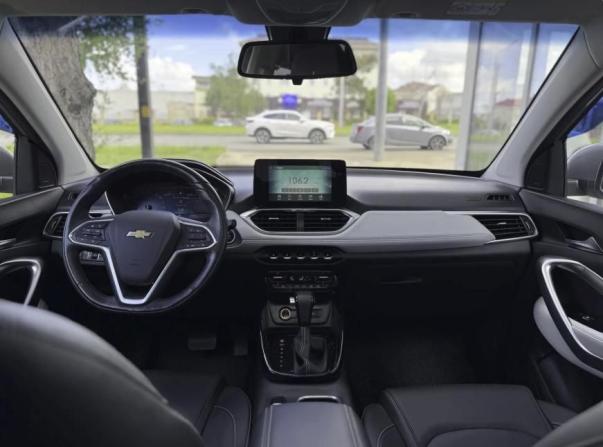 Chevrolet Captiva II с пробегом 2022 года, цена 1 880 000 рублей, 27400 км, внедорожник, Автокод Объявления