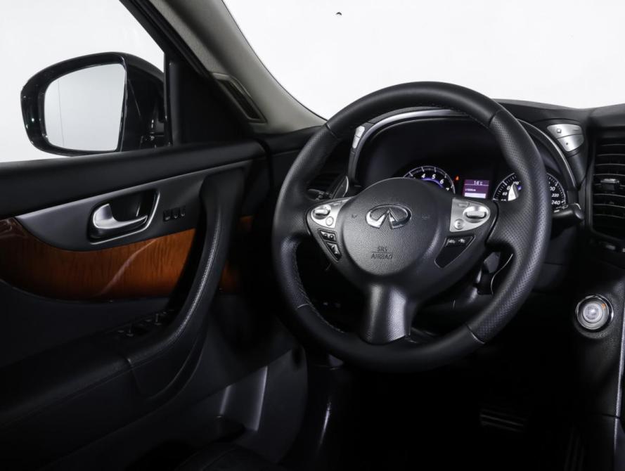 Infiniti QX70 Москва  - изображение 12