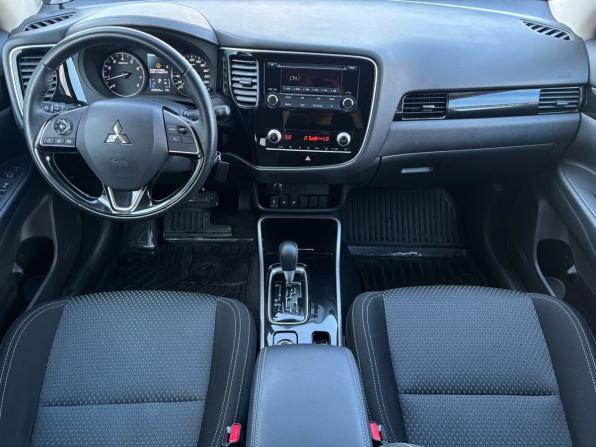 Mitsubishi Outlander III Рестайлинг 3 с пробегом 2021 года, цена 2 390 000 рублей, 79597 км, внедорожник, Автокод Объявления