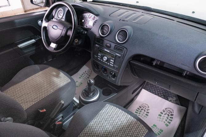Ford Fusion I Рестайлинг с пробегом 2008 года, цена 529 000 рублей, 82000 км, хэтчбек, Автокод Объявления