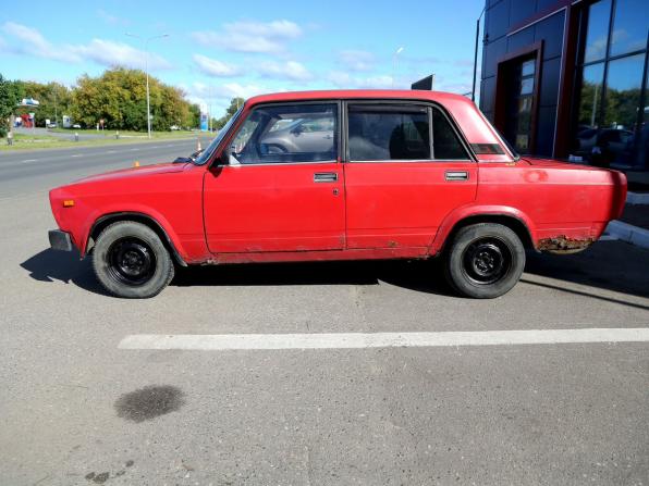 Lada (ВАЗ) 2105 с пробегом 1990 года, цена 63 000 рублей, 300000 км, седан, Автокод Объявления