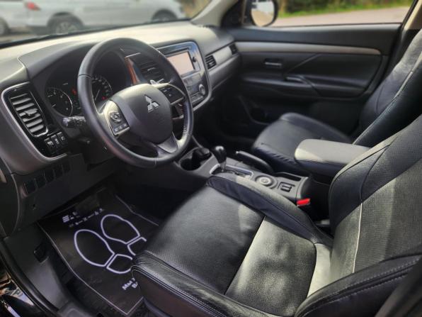 Mitsubishi Outlander III Рестайлинг с пробегом 2014 года, цена 1 349 000 рублей, 179400 км, внедорожник, Автокод Объявления