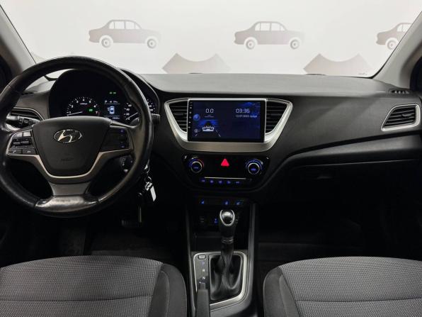 Hyundai Solaris II с пробегом 2018 года, цена 1 459 000 рублей, 64613 км, седан, Автокод Объявления