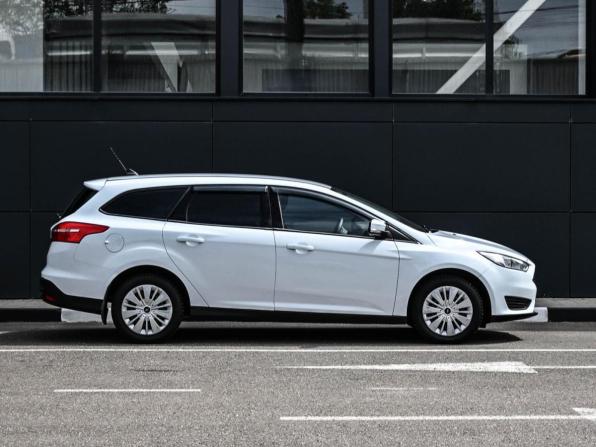 Ford Focus III Рестайлинг с пробегом 2018 года, цена 1 019 000 рублей, 98447 км, универсал, Автокод Объявления