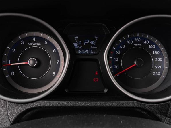 Hyundai Elantra VI (AD) с пробегом 2015 года, цена 1 260 000 рублей, 160200 км, седан, Автокод Объявления