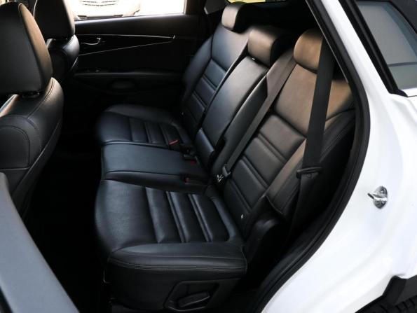 Kia Sorento III Prime Рестайлинг с пробегом 2018 года, цена 2 699 000 рублей, 193979 км, внедорожник, Автокод Объявления