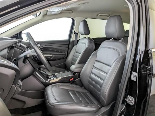 Ford Kuga II Рестайлинг с пробегом 2017 года, цена 1 675 000 рублей, 89000 км, внедорожник, Автокод Объявления