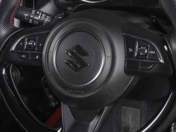Suzuki Swift V с пробегом 2022 года, цена 1 669 000 рублей, 77650 км, хэтчбек, Автокод Объявления