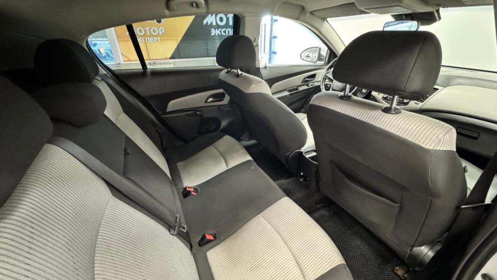 Chevrolet Cruze I Киров  - изображение 10