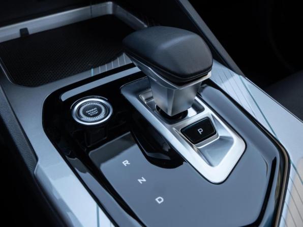 Livan S6 Pro с пробегом 2024 года, цена 1 785 000 рублей, 3075 км, седан, Автокод Объявления