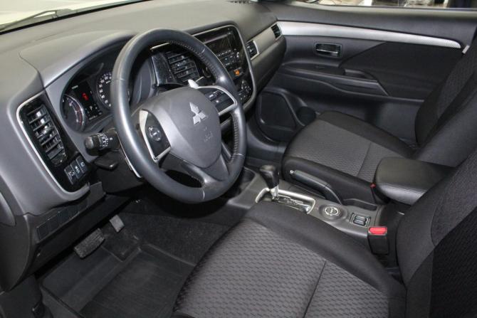 Mitsubishi Outlander III Рестайлинг с пробегом 2014 года, цена 1 529 000 рублей, 195401 км, внедорожник, Автокод Объявления