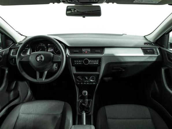 Skoda Rapid I Рестайлинг с пробегом 2017 года, цена 1 150 000 рублей, 71700 км, лифтбек, Автокод Объявления