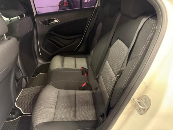 Mercedes-Benz A-Класс III (W176) с пробегом 2015 года, цена 1 427 000 рублей, 122693 км, хэтчбек, Автокод Объявления