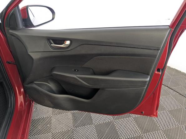 Hyundai Solaris II с пробегом 2019 года, цена 1 290 000 рублей, 163556 км, седан, Автокод Объявления