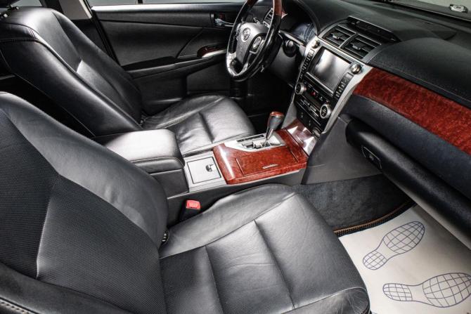 Toyota Camry VII (XV50) с пробегом 2012 года, цена 1 569 000 рублей, 351000 км, седан, Автокод Объявления
