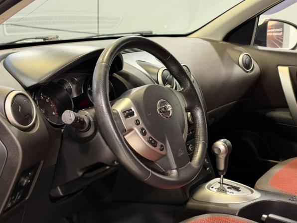 Nissan Qashqai I с пробегом 2008 года, цена 837 000 рублей, 176029 км, внедорожник, Автокод Объявления