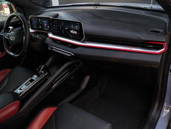 Geely Coolray I Рестайлинг с пробегом 2023 года, цена 2 290 000 рублей, 40732 км, внедорожник, Автокод Объявления