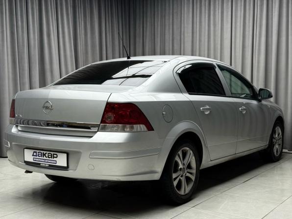 Opel Astra H Рестайлинг с пробегом 2011 года, цена 485 000 рублей, 185331 км, седан, Автокод Объявления
