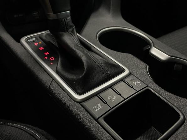 Kia Sportage IV Рестайлинг с пробегом 2021 года, цена 2 559 000 рублей, 50356 км, внедорожник, Автокод Объявления