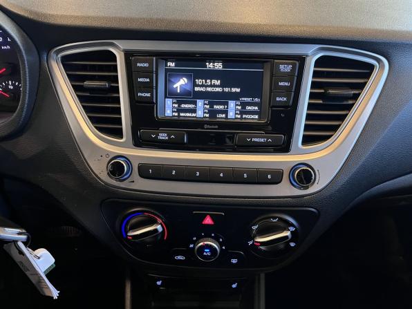 Hyundai Solaris II Рестайлинг с пробегом 2022 года, цена 1 459 400 рублей, 112591 км, седан, Автокод Объявления