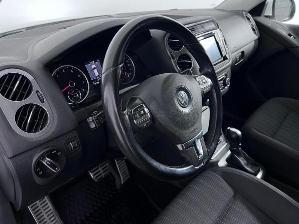 Volkswagen Tiguan I Рестайлинг с пробегом 2012 года, цена 1 490 000 рублей, 135200 км, внедорожник, Автокод Объявления