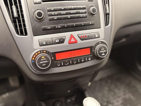 Kia Ceed I с пробегом 2008 года, цена 699 000 рублей, 238667 км, универсал, Автокод Объявления