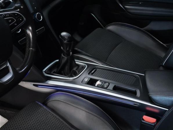 Renault Megane IV с пробегом 2017 года, цена 1 288 700 рублей, 174938 км, универсал, Автокод Объявления
