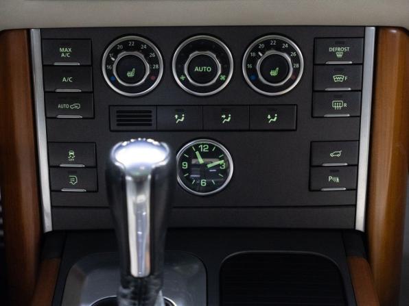 Land Rover Range Rover III Рестайлинг 2 с пробегом 2010 года, цена 1 849 000 рублей, 213296 км, внедорожник, Автокод Объявления