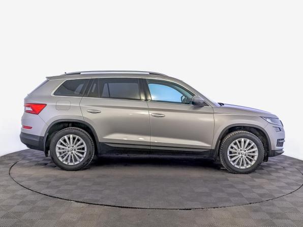 Skoda Kodiaq I с пробегом 2019 года, цена 3 100 000 рублей, 90489 км, внедорожник, Автокод Объявления
