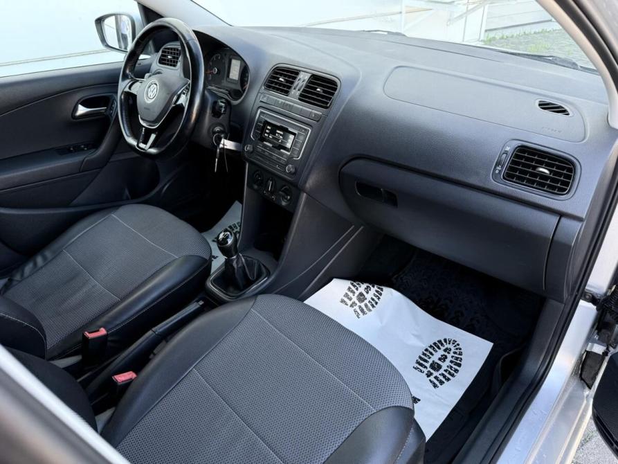 Volkswagen Polo V Рестайлинг Курск  - изображение 9