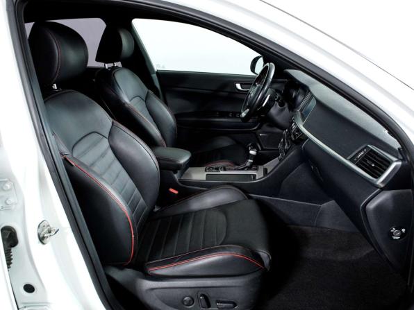 Kia Optima IV Рестайлинг с пробегом 2018 года, цена 1 998 000 рублей, 132838 км, седан, Автокод Объявления