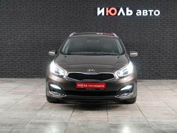 Kia Ceed II Рестайлинг с пробегом 2018 года, цена 1 850 000 рублей, 59984 км, универсал, Автокод Объявления