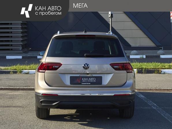 Volkswagen Tiguan II Рестайлинг с пробегом 2021 года, цена 2 638 000 рублей, 112845 км, внедорожник, Автокод Объявления