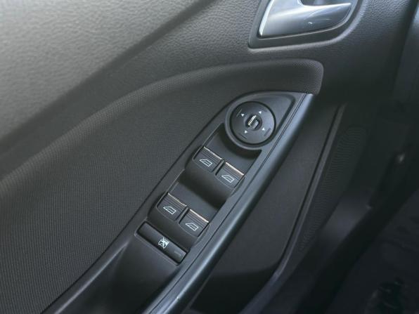 Ford Focus III с пробегом 2013 года, цена 930 000 рублей, 78055 км, хэтчбек, Автокод Объявления